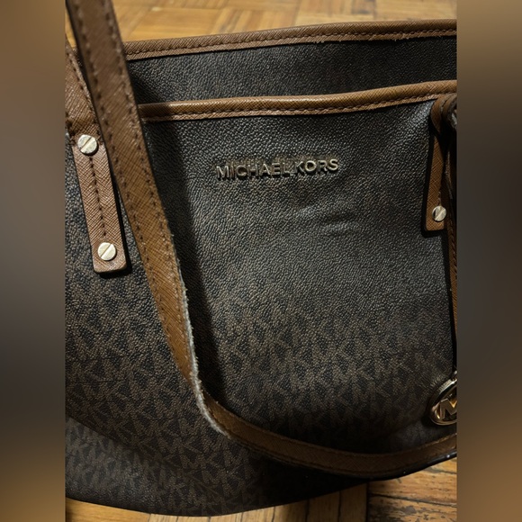 Michael Kors Tote Bag - Picture 3 of 10